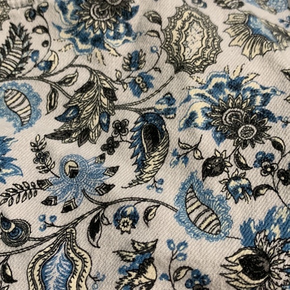 Loft Modern Crop White Paisley Jeans - Picture 9 of 13